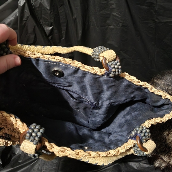 Blue and cream woven purse - Picture 2 of 2